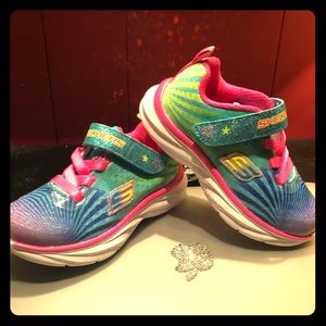 💜Skechers Sport💜 Tennis Shoes for Lil Girls sz8